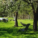 Bukowe Zacisze Feriehus Szczytna