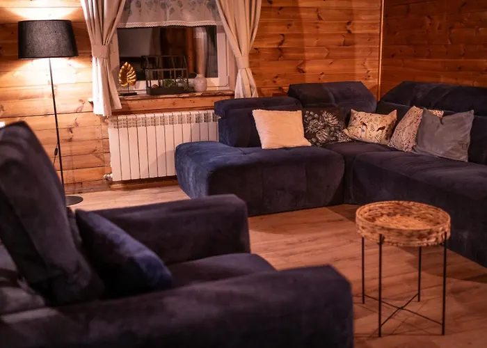 Bukowe Zacisze Holiday home Szczytna